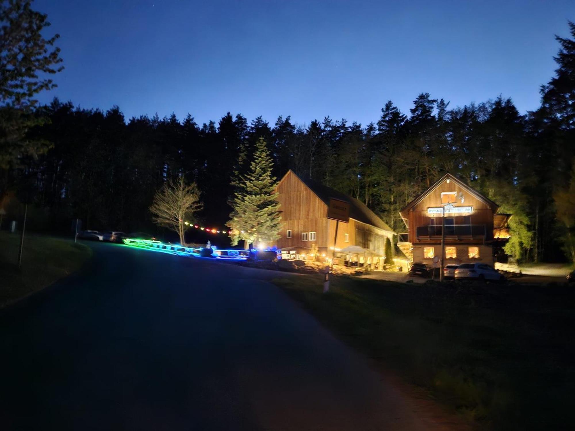 Landgasthof Zur Linde Kronach Bagian luar foto