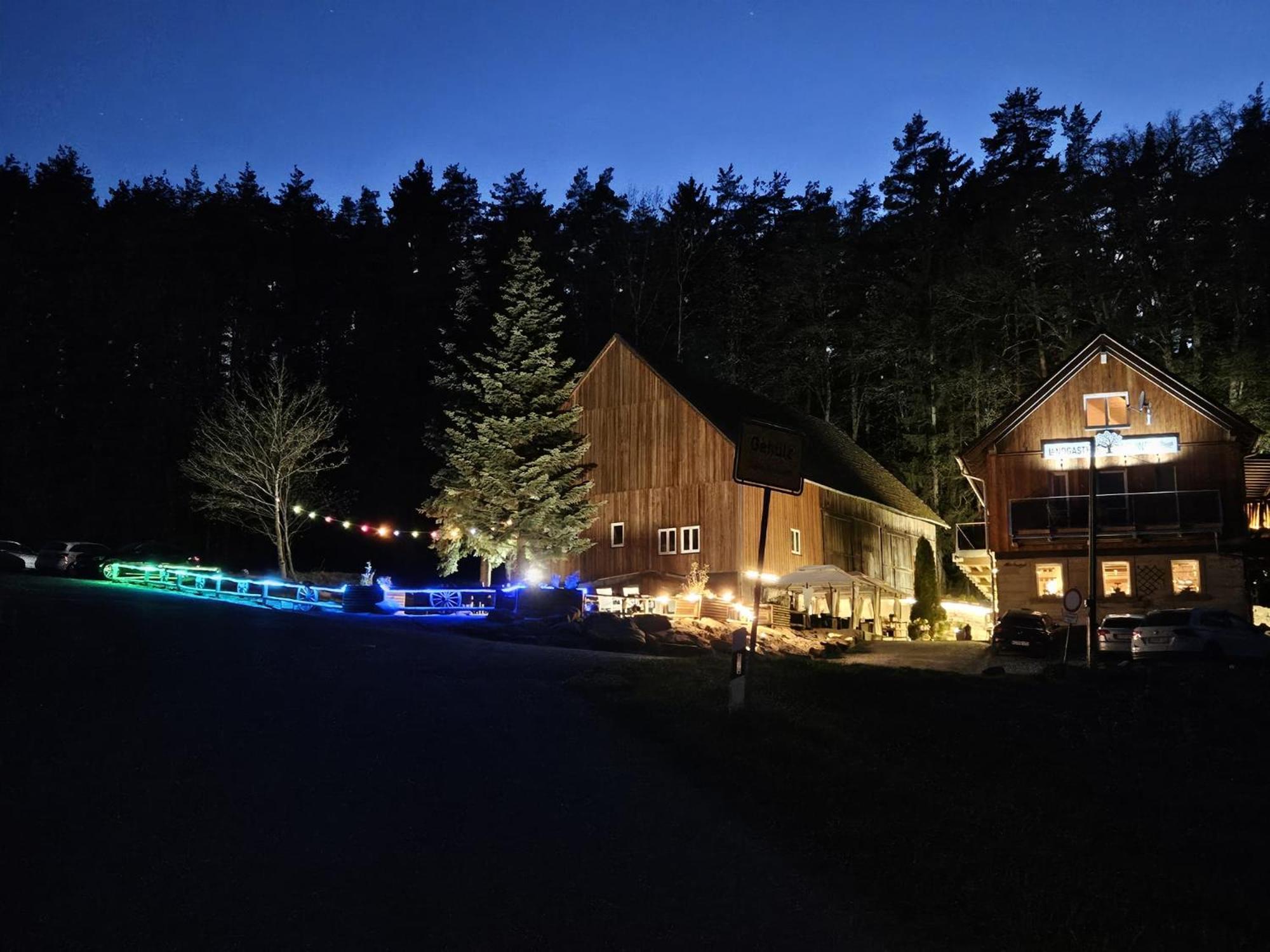 Landgasthof Zur Linde Kronach Bagian luar foto